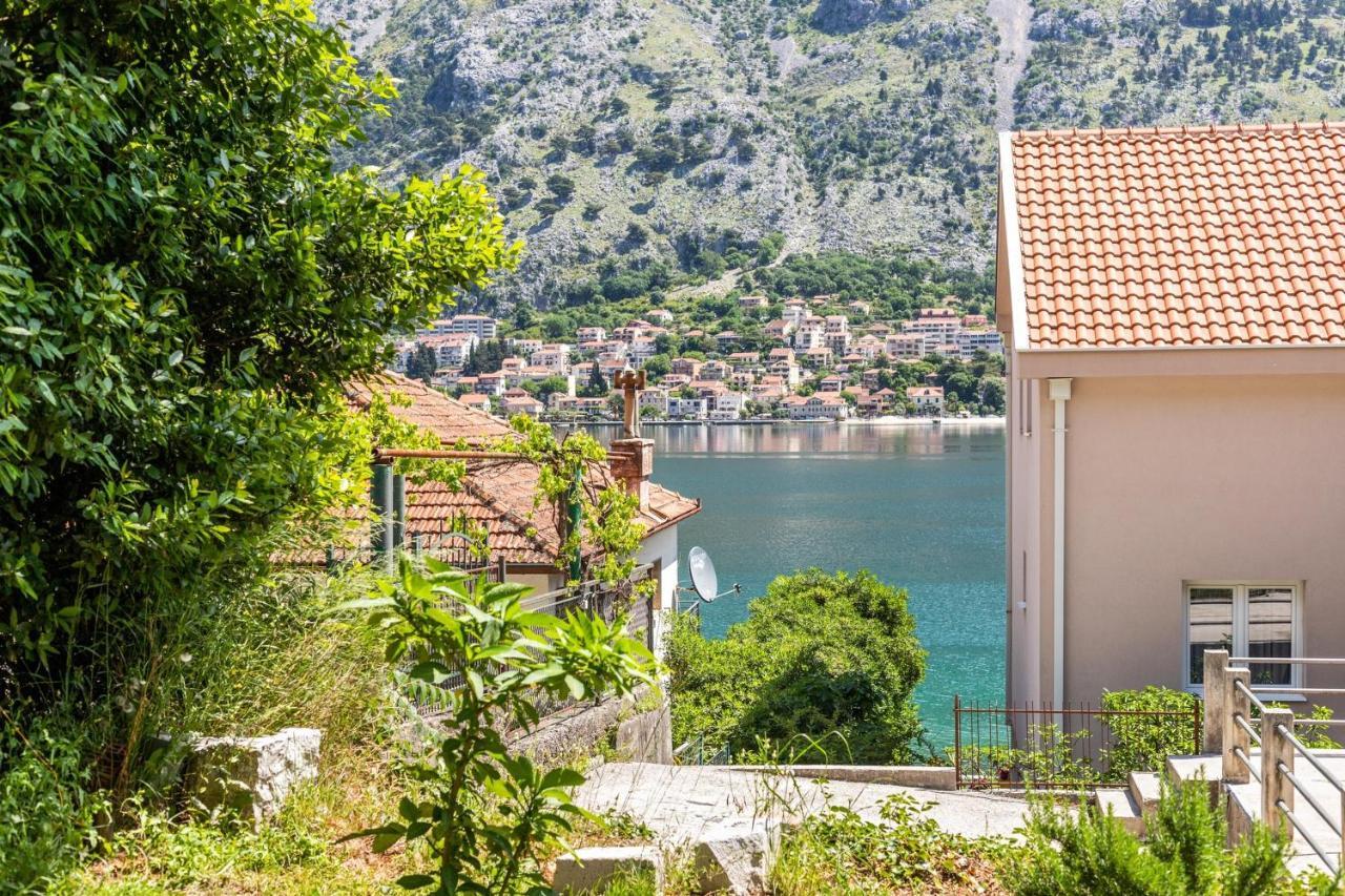 Muo Sea Front Apartments Kotor Exterior foto